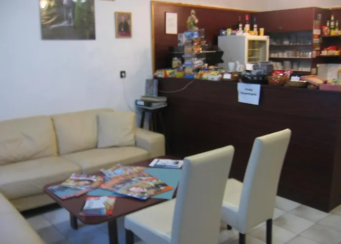 Mater Salvatoris House Hotel